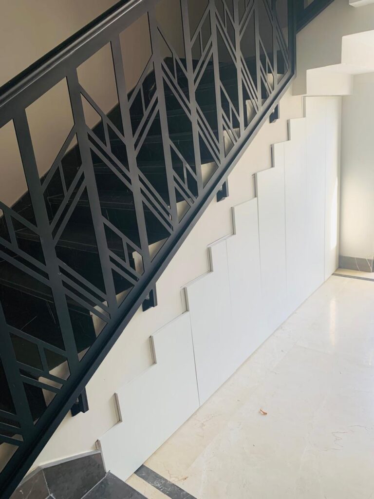 تفصيل خزائن مبتكر في الرياض whatsapp image 2026 04 05 at 3.35.54 pm